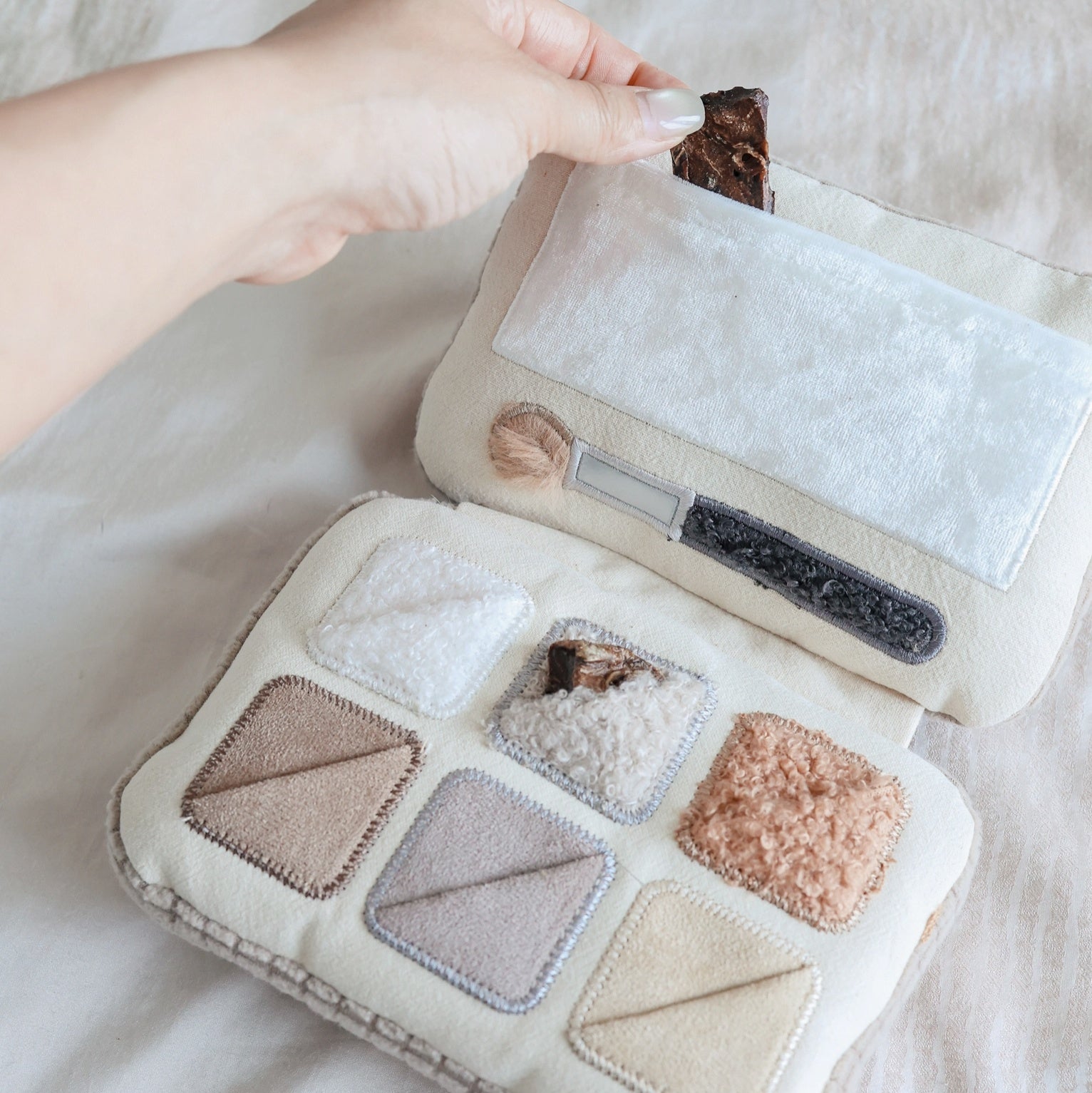 Eyeshadow Palette