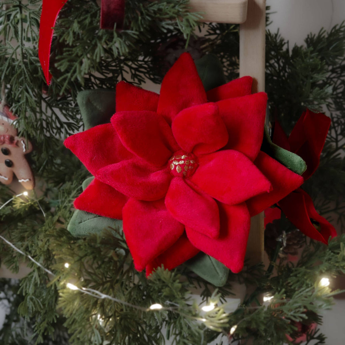[Holiday🎄] Snuffle Poinsettia Nosework Toy